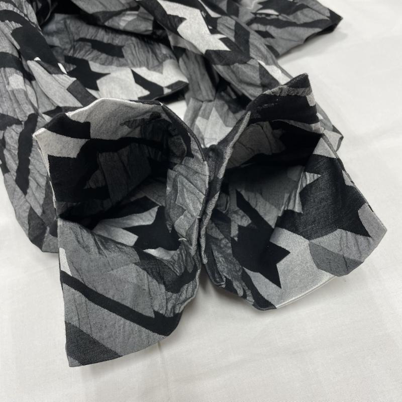 イッセイミヤケ ISSEY MIYAKE セットアップ セットアップ 千鳥柄 セットアップ スーツ ジップアップ ジャケット 総柄 シワ加工 銀タグ 2 総柄 X 千鳥格子 灰 / グレー / gray X 黒 / ブラック / black レディース USED 古着 中古 50147956