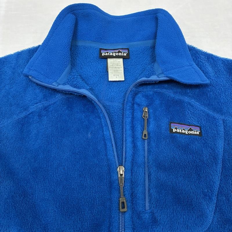 パタゴニア patagonia ジャケット、上着 ジャンパー、ブルゾン R2 FLEECE JACKET フリース ジャケット 12FW 25136 S ロゴ、文字 青 / ブルー / blue メンズ USED 古着 中古 50148020