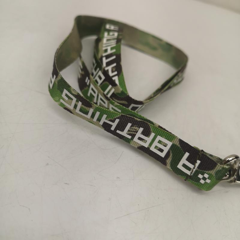 アベイシングエイプ A BATHING APE ファッション小物 ファッション小物 ネックストラップ ロゴ 迷彩 - メンズ USED 古着 中古 50148024