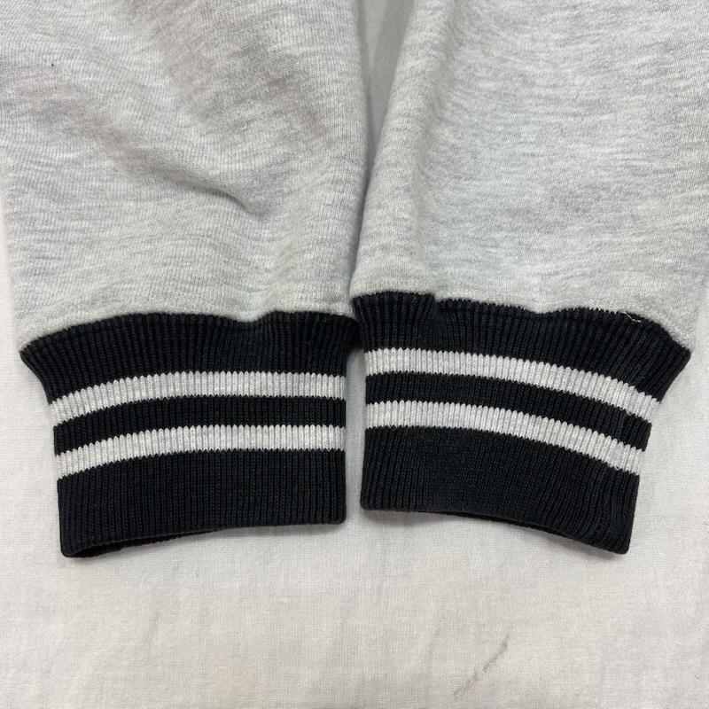 チャンピオン Champion トレーナー 長袖 リバースウィーブ 90s ロゴ刺繍 LARGE Lサイズ グレー L ロゴ、文字 灰 / グレー / gray メンズ USED 古着 中古 50148097