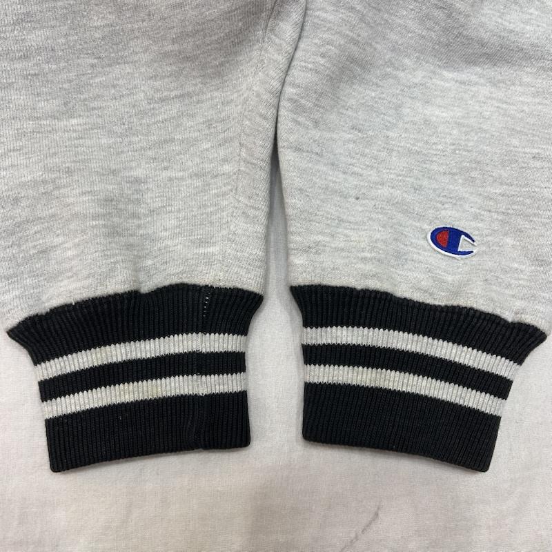 チャンピオン Champion トレーナー 長袖 リバースウィーブ 90s ロゴ刺繍 LARGE Lサイズ グレー L ロゴ、文字 灰 / グレー / gray メンズ USED 古着 中古 50148097