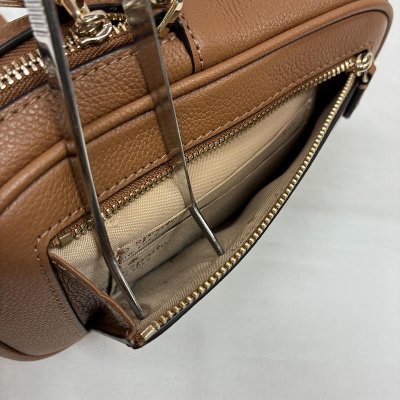 ケイトスペード Kate Spade ショルダーバッグ ショルダーバッグ ロージー ノース サウス ジップ フォン クロスボディ ショルダー バッグ レザー ポーチ 斜め掛け - ロゴ、文字 レディース USED 古着 中古 50148243