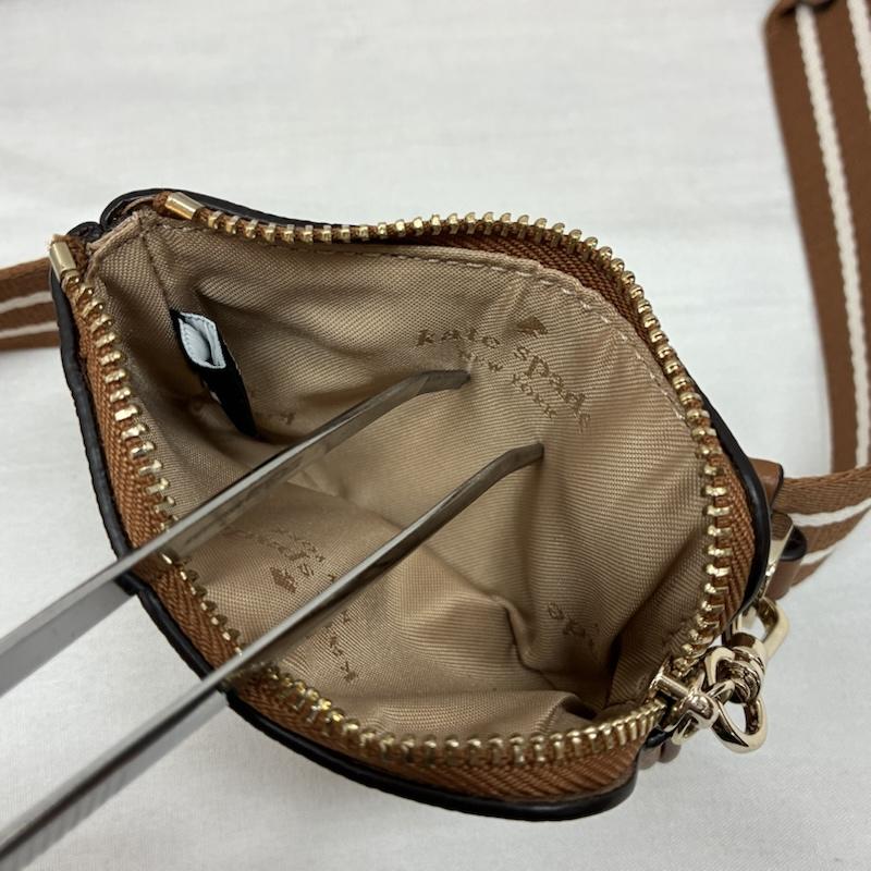 ケイトスペード Kate Spade ショルダーバッグ ショルダーバッグ ロージー ノース サウス ジップ フォン クロスボディ ショルダー バッグ レザー ポーチ 斜め掛け - ロゴ、文字 レディース USED 古着 中古 50148243