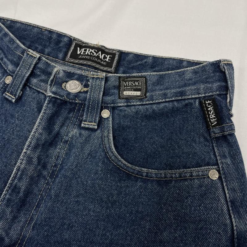 ヴェルサーチ VERSACE パンツ デニム、ジーンズ ジーンズ クチュール テーパード レザー パッチ イタリア製 28インチ レディース USED 古着 中古 50148293