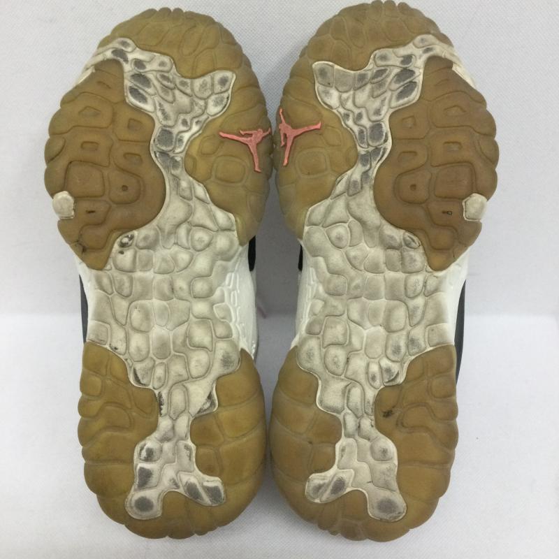 ナイキ NIKE スニーカー スニーカー WMNS JORDAN DELTA 2　CW0913-061 27.0cm ベージュ / ベージュ / beige メンズ USED 古着 中古 50148584