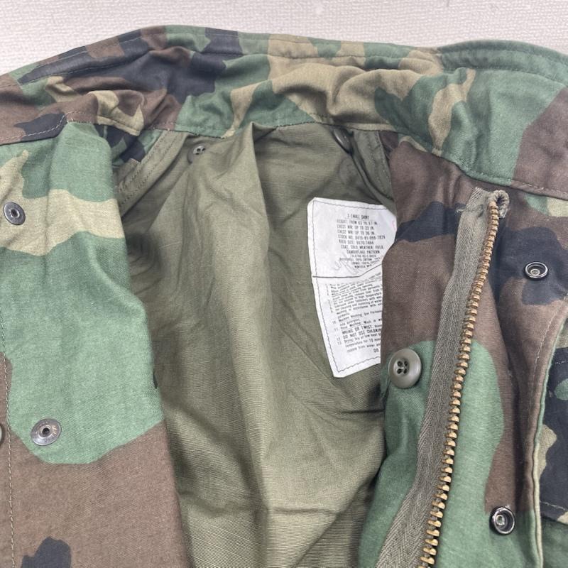 古着 USED ジャケット、上着 ジャンパー、ブルゾン 80 s US ARMY M-65 フィールド ジャケット 米軍実物 ウッドランドカモ 迷彩 ジップアップ XS カモフラージュ柄・迷彩 マルチカラー / マルチカラー / multicolor メンズ USED 古着 中古 50148729