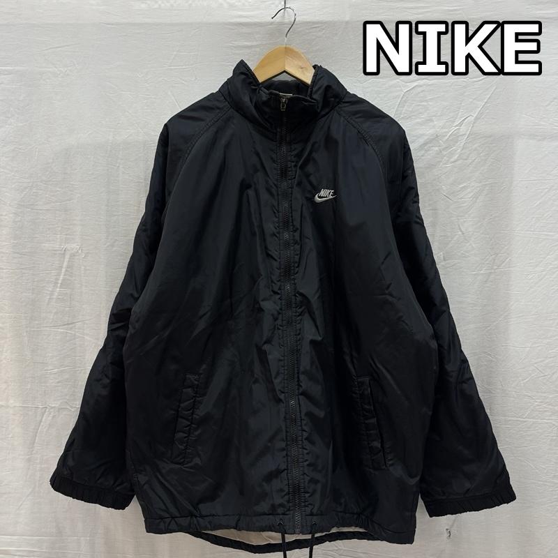 ナイキ NIKE ジャケット、上着 ジャンパー、ブルゾン タイ製 スタンドカラー フード収納 ジップアップ 中綿 ナイロン ジャケット L 黒 / ブラック / black メンズ USED 古着 中古 50148816