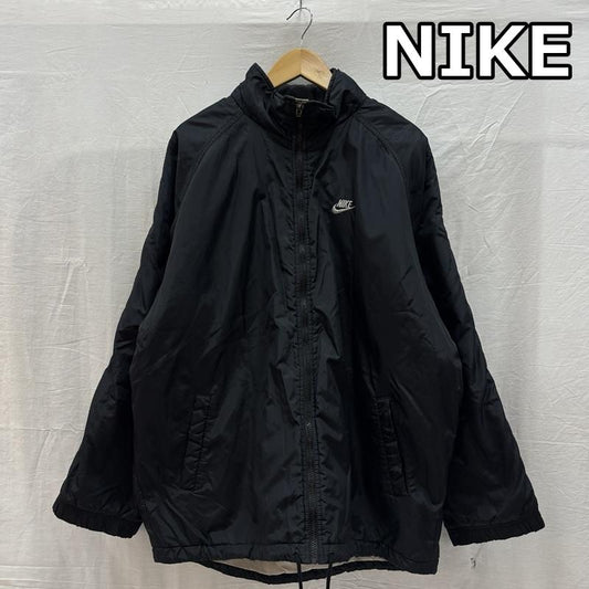 ナイキ NIKE ジャケット、上着 ジャンパー、ブルゾン タイ製 スタンドカラー フード収納 ジップアップ 中綿 ナイロン ジャケット L 黒 / ブラック / black メンズ USED 古着 中古 50148816