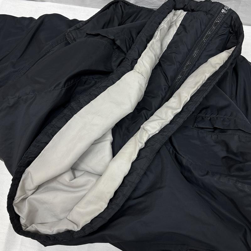 ナイキ NIKE ジャケット、上着 ジャンパー、ブルゾン タイ製 スタンドカラー フード収納 ジップアップ 中綿 ナイロン ジャケット L 黒 / ブラック / black メンズ USED 古着 中古 50148816