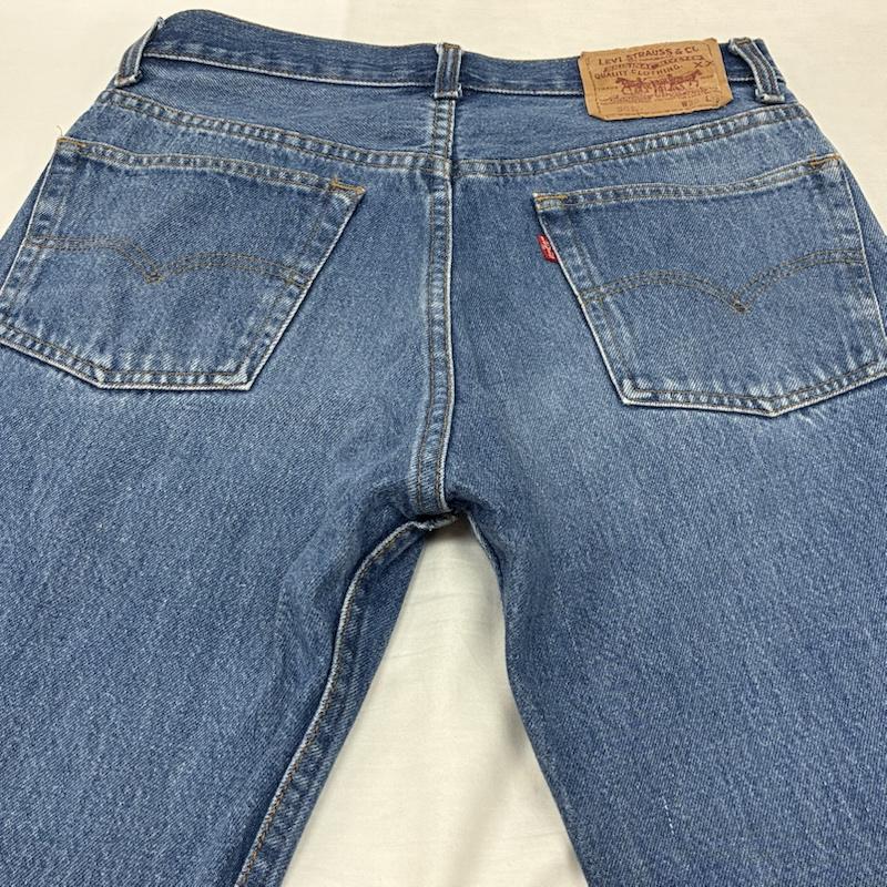 リーバイス Levi s パンツ デニム、ジーンズ 501xx 90s USA製 ボタン裏555 バレンシア ヴィンテージ ジーンズ デニムパンツ 30インチ メンズ USED 古着 中古 50149088