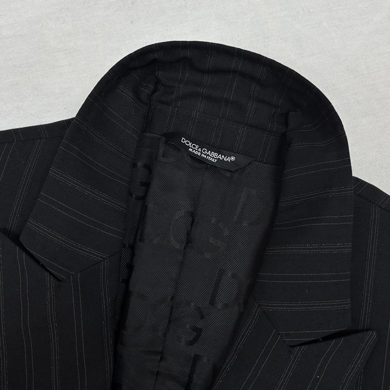 ドルチェアンドガッバーナ DOLCE&GABBANA ジャケット、上着 ジャケット、ブレザー D-OS534 ストライプ柄 1B ピークドラペル テーラード ジャケット 46 黒 / ブラック / black メンズ USED 古着 中古 50149099