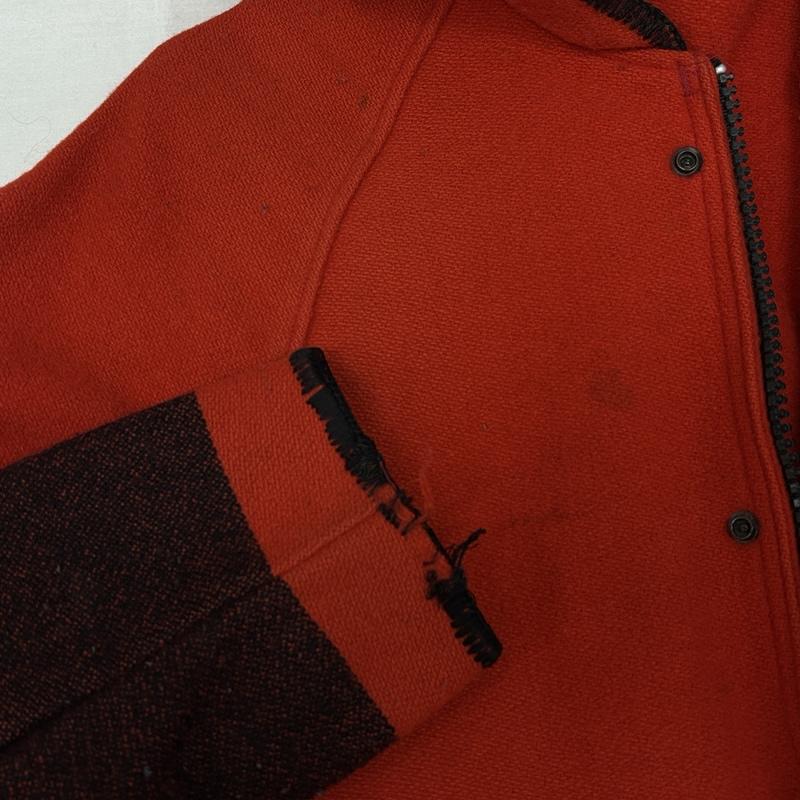 ウールリッチ WOOLRICH コート コート一般 70年代 ビンテージ ウール ブランケット ボーダー柄 フード ハーフ コート 70s VINTAGE - 赤 / レッド / red X 黒 / ブラック / black メンズ USED 古着 中古 50149107