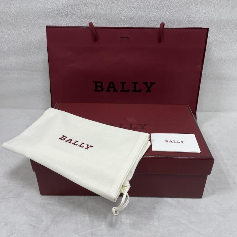 バリー BALLY スニーカー スニーカー ローカット スニーカー ロゴ レースアップ ラバーソール レザー カーフスキン US6.5 US：6.5 ロゴ、文字 白 / ホワイト / white X えんじ / ワインレッド / dark red レディース USED 古着 中古 50149223