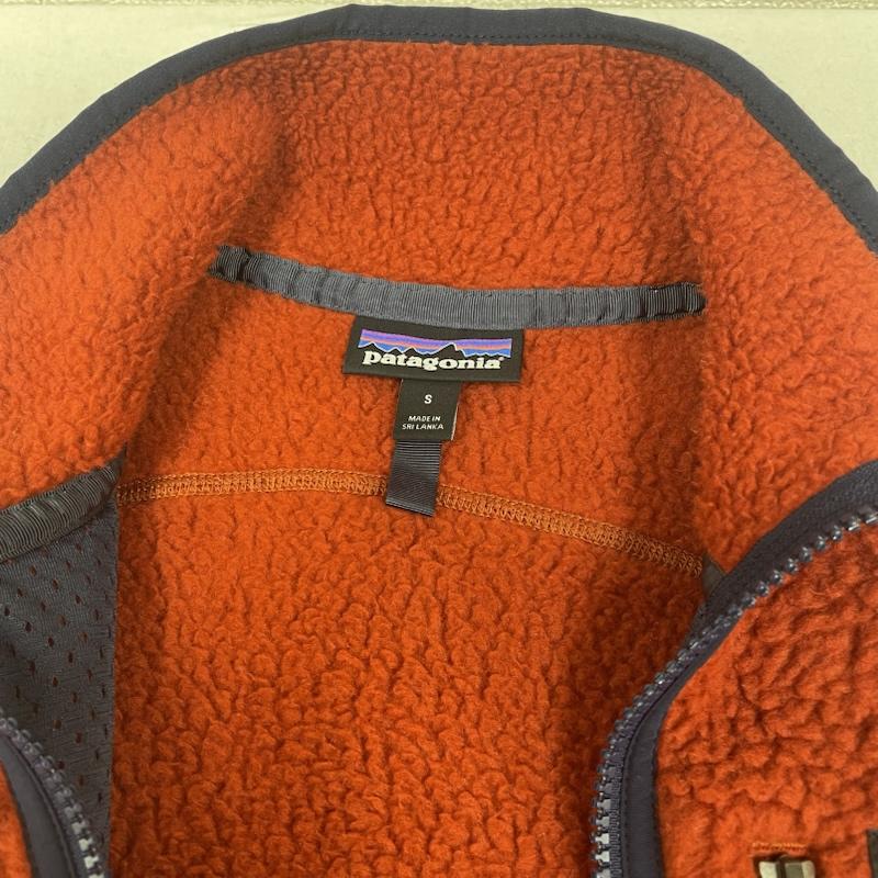 パタゴニア patagonia ベスト ベスト レトロ パイル ベスト 22825FA17 フリース ジャケット ロゴ 刺繍 朱色 S ロゴ、文字 X 刺繍 赤 / レッド / red レディース USED 古着 中古 50149332