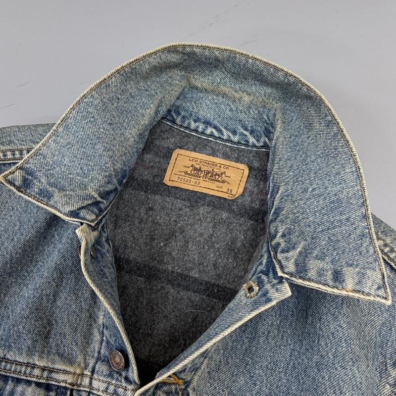 リーバイス Levi s ジャケット、上着 ジャンパー、ブルゾン 70505-03 USA製 90s 1994年 ブランケットライナー トラッカー デニムジャケット ボタン裏715 38 メンズ USED 古着 中古 50149403