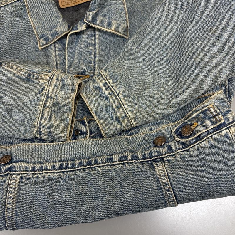 リーバイス Levi s ジャケット、上着 ジャンパー、ブルゾン 70505-03 USA製 90s 1994年 ブランケットライナー トラッカー デニムジャケット ボタン裏715 38 メンズ USED 古着 中古 50149403
