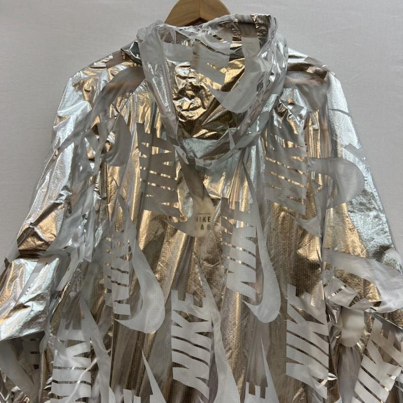 ナイキ NIKE ジャケット、上着 ジャンパー、ブルゾン ロゴ アノラック ウィンドブレーカー NikeLab メタリック M 銀 / シルバー / silver color メンズ USED 古着 中古 50149580