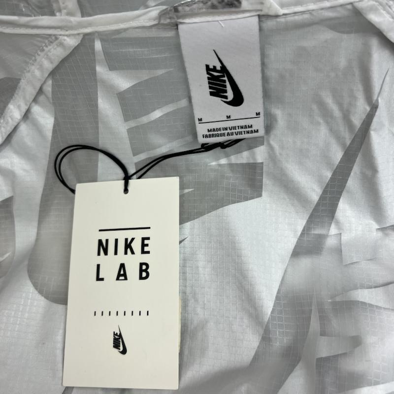 ナイキ NIKE ジャケット、上着 ジャンパー、ブルゾン ロゴ アノラック ウィンドブレーカー NikeLab メタリック M 銀 / シルバー / silver color メンズ USED 古着 中古 50149580