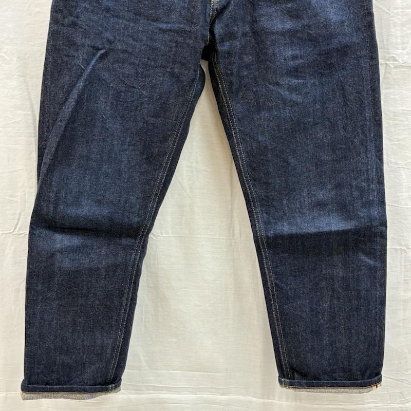 デンハム DENHAM パンツ デニム、ジーンズ JAPAN ARTISAN 390本限定 FORGE RELAXED FIT セルビッチ ボタンフライ デニムパンツ 29インチ ワンポイント X ロゴ、文字 インディゴ / インディゴ / Indigo メンズ USED 古着 中古 50149817