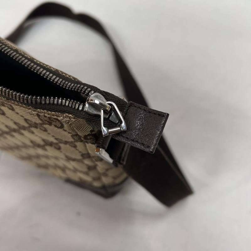 グッチ GUCCI ショルダーバッグ ショルダーバッグ GGキャンパス 斜め掛け レザーバッグ クロスボディバッグ ブラウン - 総柄 茶 / ブラウン / brown レディース USED 古着 中古 50149837