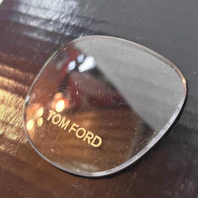 トム フォード TOM FORD めがね・サングラス めがね 眼鏡 メガネフレーム 度なし ブラック レンズ＆ケース付き TF5391 001 - 無地 黒 / ブラック / black レディース USED 古着 中古 50149841