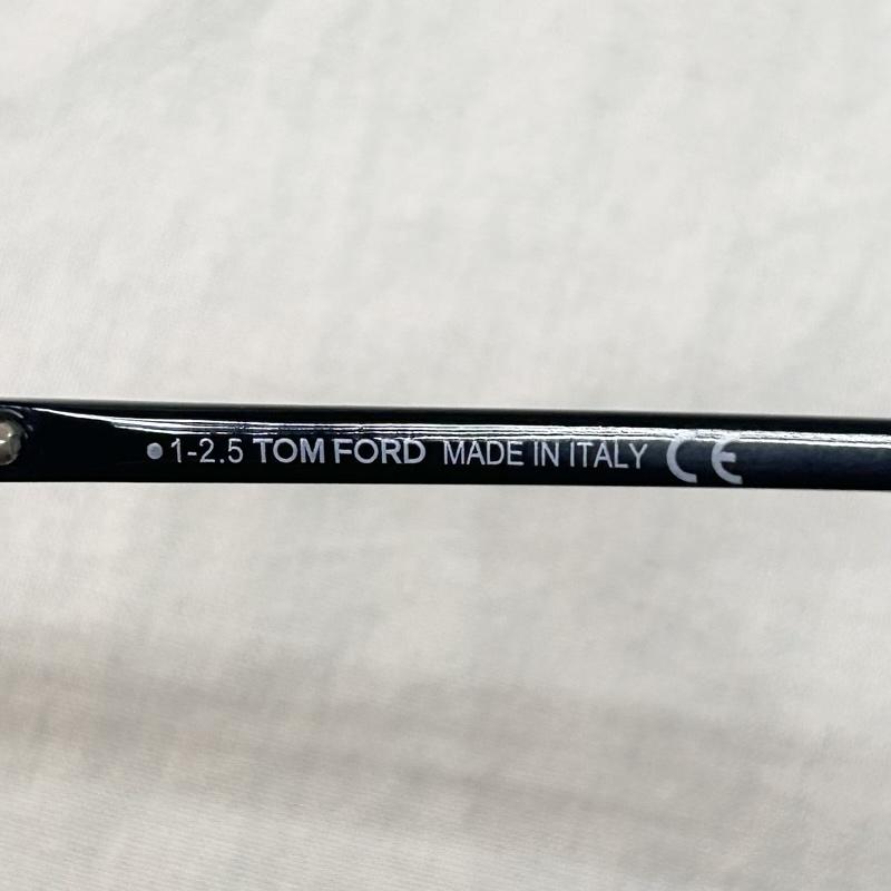 トム フォード TOM FORD めがね・サングラス めがね 眼鏡 メガネフレーム 度なし ブラック レンズ＆ケース付き TF5391 001 - 無地 黒 / ブラック / black レディース USED 古着 中古 50149841