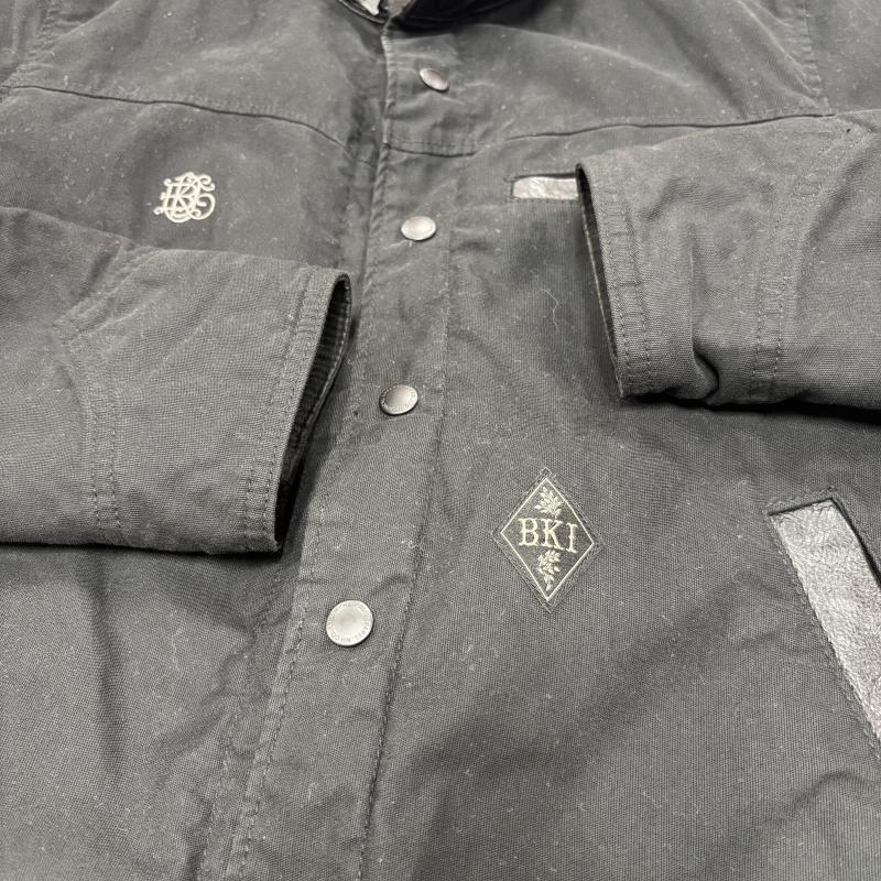 ネイバーフッド NEIGHBORHOOD ジャケット、上着 ジャンパー、ブルゾン ボンバージャケット C-JKT 102NYNH-JKM01 103MT-1035 衿切替レザー チンガード S 黒 / ブラック / black メンズ USED 古着 中古 50149975