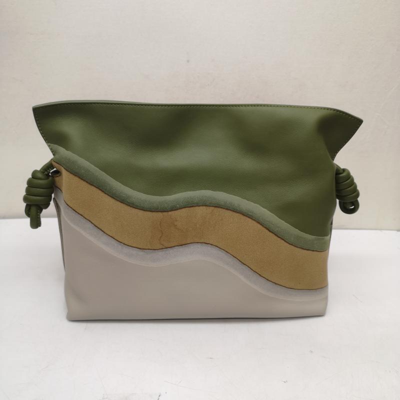 ロエベ LOEWE ショルダーバッグ ショルダーバッグ フラメンコ サープラス 2way クラッチ ショルダー レザー 巾着 バッグ - 灰 / グレー / gray X 緑 / グリーン / green X ベージュ / ベージュ / beige レディース USED 古着 中古 50150013