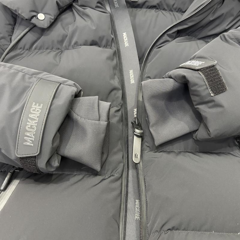 マッカージュ Mackage ジャケット、上着 ダウンジャケット ダウンジャケット ストレッチダウン MSAMUEL-SKI サミュエル 42 黒 / ブラック / black メンズ USED 古着 中古 50150018