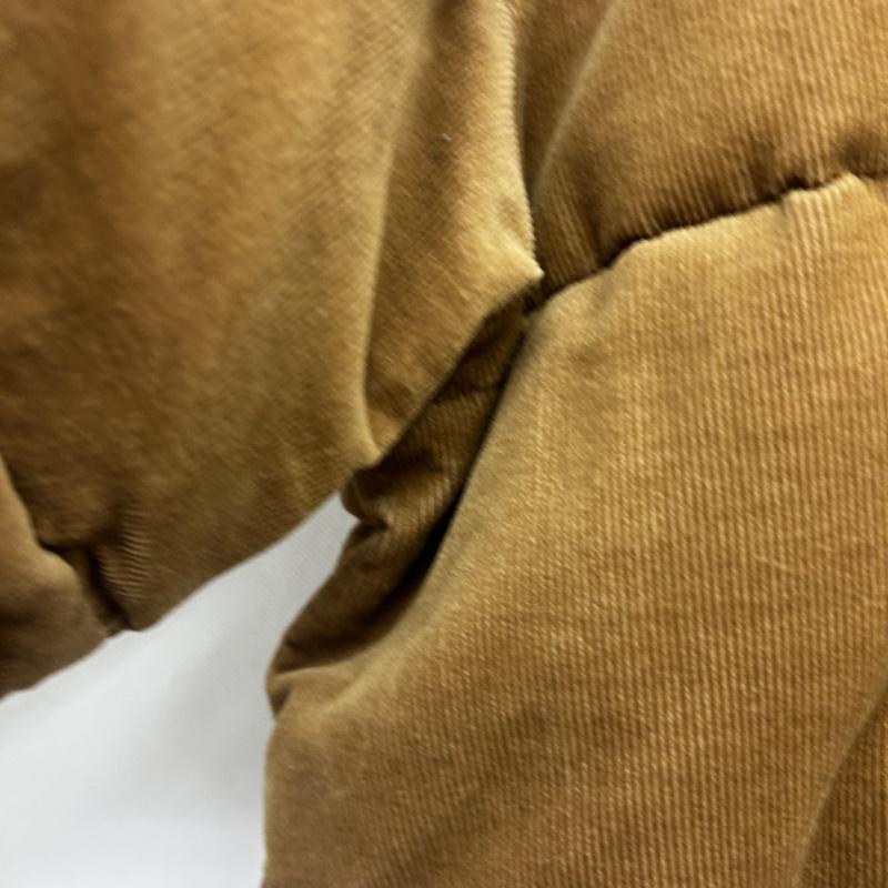 カーハート Carhartt ジャケット、上着 ジャンパー、ブルゾン 中綿ジャケット ワンポイントロゴ S ワンポイント キャメル / キャメル / メンズ USED 古着 中古 50150022