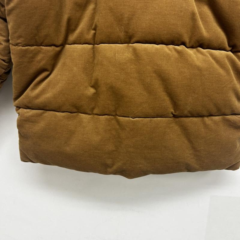 カーハート Carhartt ジャケット、上着 ジャンパー、ブルゾン 中綿ジャケット ワンポイントロゴ S ワンポイント キャメル / キャメル / メンズ USED 古着 中古 50150022