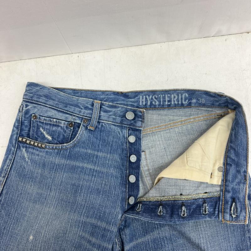 ヒステリックグラマー HYSTERIC GLAMOUR パンツ デニム、ジーンズ ストレート スタッズ デニムパンツ KINKY 02211AP20 30インチ メンズ USED 古着 中古 50150110