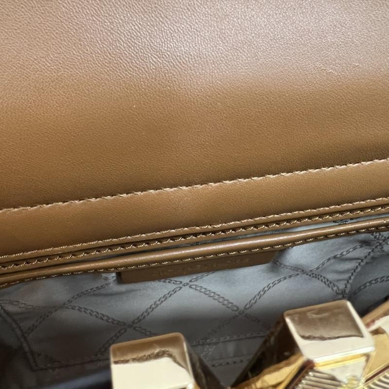 マイケルコース MICHAEL KORS ショルダーバッグ ショルダーバッグ カーリー スモール ロゴ クロスボディバッグ 32F1GCDC1B - 白 / ホワイト / white レディース USED 古着 中古 50150124