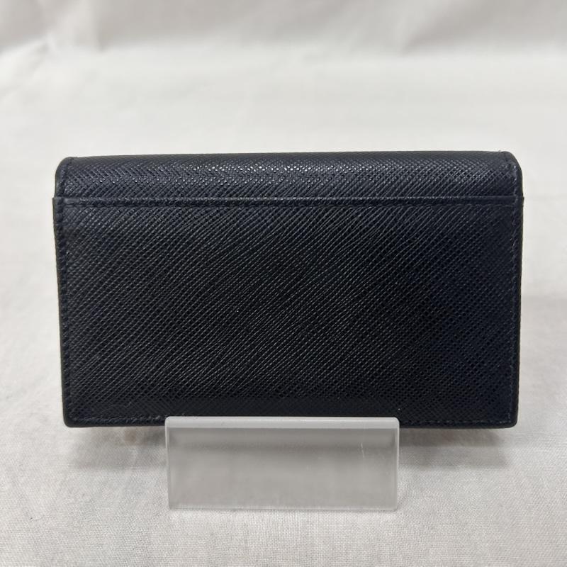 プラダ PRADA カードケース 名刺入れ サフィアーノトライアングルカードケース 二つ折り ブラック - ロゴ、文字 黒 / ブラック / black メンズ USED 古着 中古 50150304