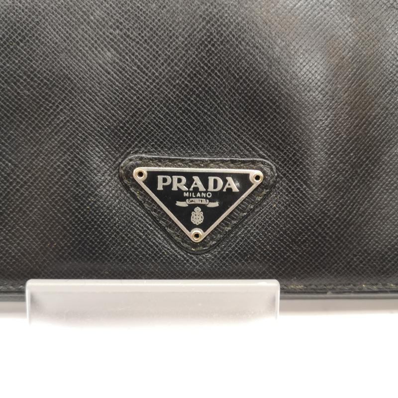 プラダ PRADA 財布 長財布 長財布 二つ折り サフィアーノレザー トライアングル 三角 ロゴ - 黒 / ブラック / black レディース USED 古着 中古 50150307