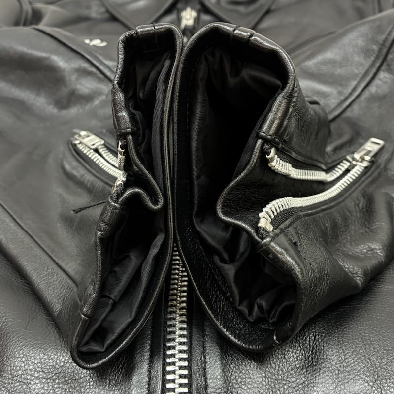 古着 USED ジャケット、上着 レザージャケット LIBERE リべーレ STANDARD LEATHER SINGLE RIDER JACKET シングル レザージャケット 2 ロゴ、文字 X 刺繍 黒 / ブラック / black メンズ USED 古着 中古 50150361