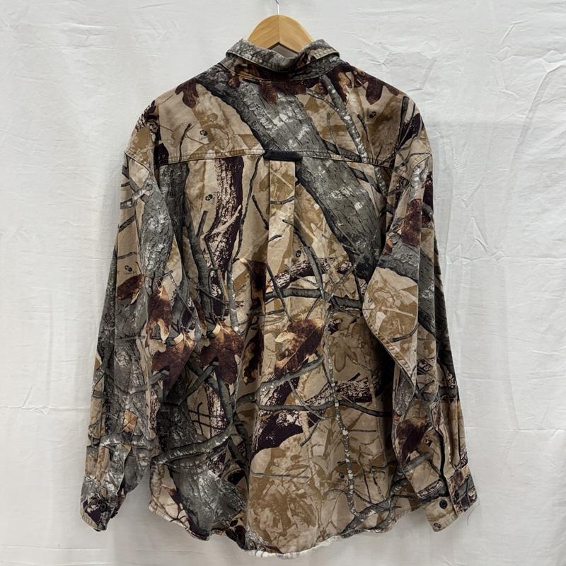 古着 USED シャツ、ブラウス 長袖 OUTFITTERS RIDGE リアルツリーカモフラ 迷彩柄 ボタンダウン シャツ ビッグサイズ XL カモフラージュ柄・迷彩 メンズ USED 古着 中古 50150401