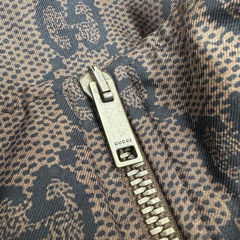 グッチ GUCCI ジャケット、上着 ジャンパー、ブルゾン GGスプリーム ロゴ シルク 100％ ジップアップ ジャケット 625007 XJCL5 S 茶 / ブラウン / brown メンズ USED 古着 中古 50150455