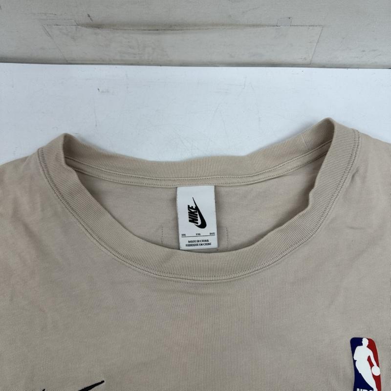 フィアーオブゴッド Fear of God Tシャツ 半袖 20AW NIKE NBA ロゴ プリント Tシャツ CU4699-140 XXL ベージュ / ベージュ / beige メンズ USED 古着 中古 50150474