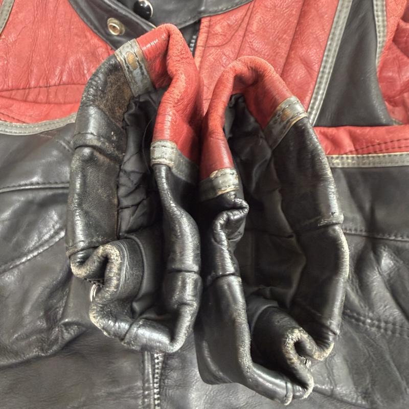 古着 USED ジャケット、上着 レザージャケット ビンテージ ライダース レザー ジャケット 本革 革ジャン バイカー 黒 / ブラック / black X 赤 / レッド / red メンズ USED 古着 中古 50150670