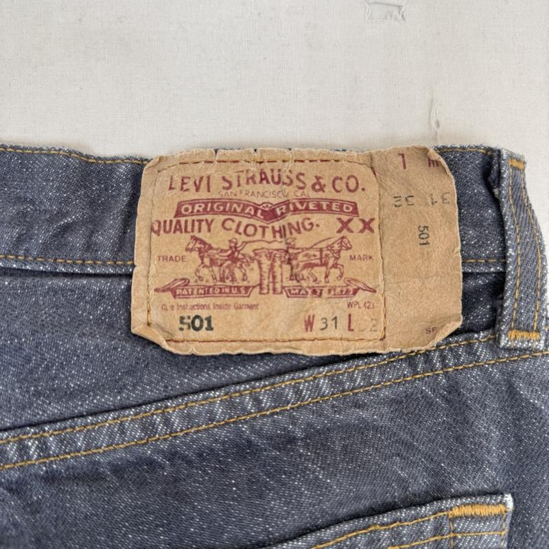 リーバイス Levi s パンツ デニム、ジーンズ 501 デニム パンツ ユーロリーバイス ボタン裏T01 02年トルコ製 紺 / ネイビー / navy メンズ USED 古着 中古 50150692