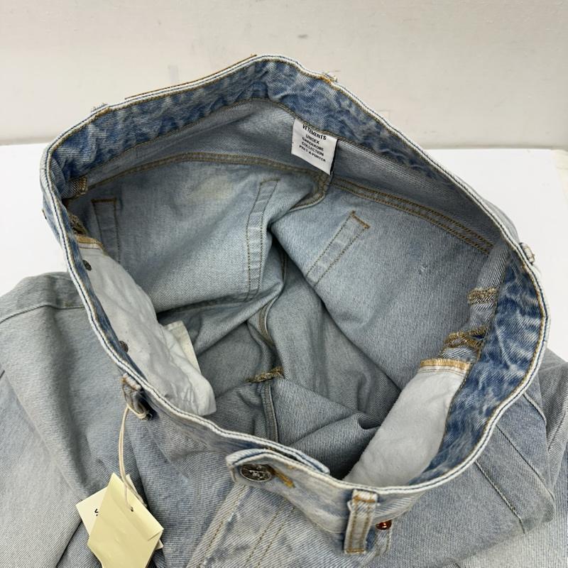 ヴェトモン VETEMENTS パンツ デニム、ジーンズ 24SS BIG SHAPE DENIM PANTS ビッグ シェイプ ワイド デニム パンツ UE64PA130N 32インチ インディゴ / インディゴ / Indigo メンズ USED 古着 中古 50150699