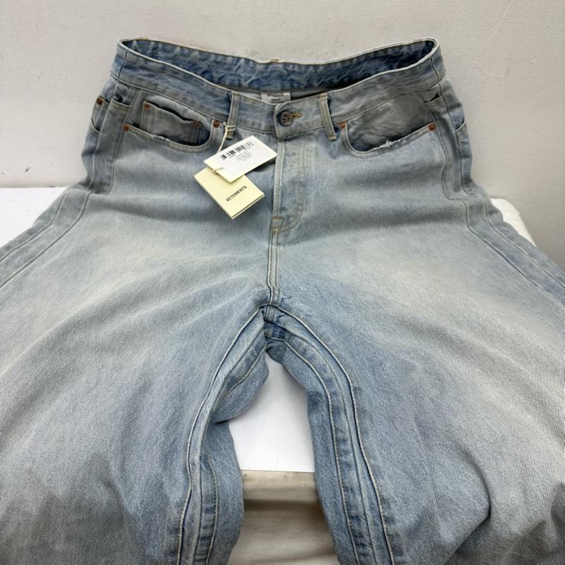 ヴェトモン VETEMENTS パンツ デニム、ジーンズ 24SS BIG SHAPE DENIM PANTS ビッグ シェイプ ワイド デニム パンツ UE64PA130N 32インチ インディゴ / インディゴ / Indigo メンズ USED 古着 中古 50150699