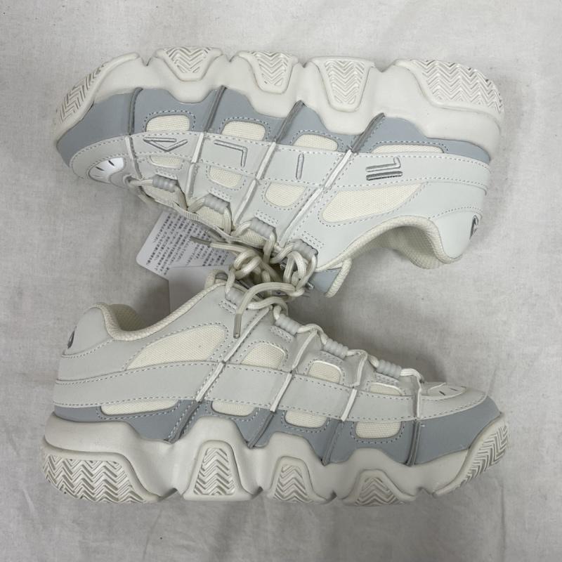 フィラ FILA スニーカー スニーカー 厚底 ダッド スニーカーローカット バリケード XT97 USS24019 23.0cm ロゴ、文字 白 / ホワイト / white レディース USED 古着 中古 50150908