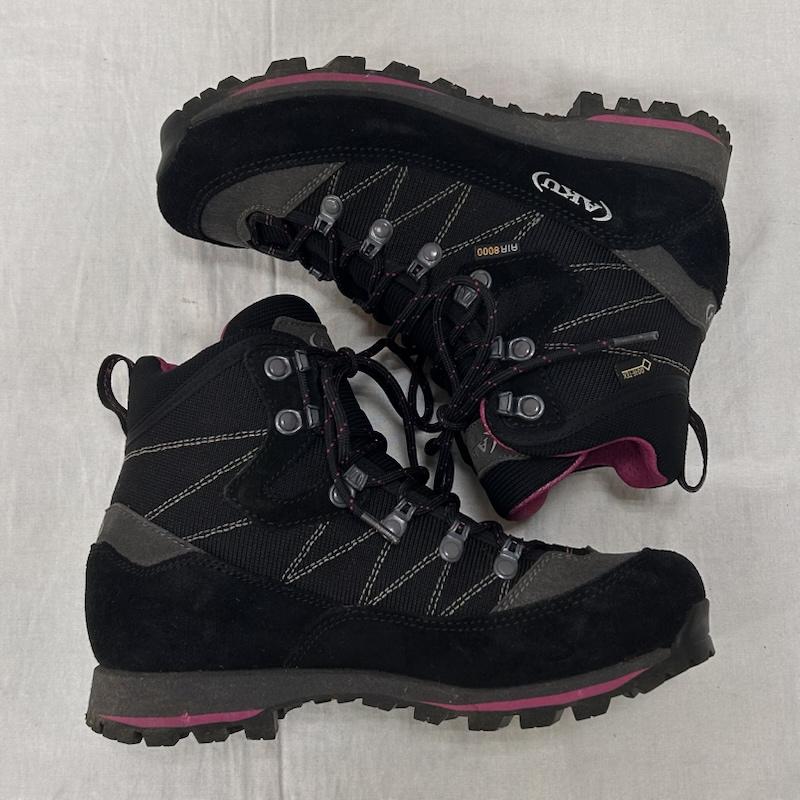 古着 USED アウトドアシューズ アウトドアシューズ AKU アク トレッキングシューズ ALBA TREK ISG GTX WS アルバトレック 978Isg BLACK magenta 23.5cm 無地 X ロゴ、文字 黒 / ブラック / black X 桃 / ピンク / pink レディース USED 古着 中古 50151065