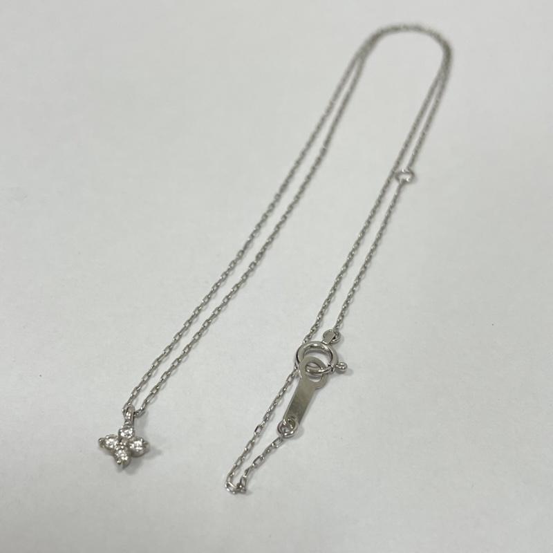 ヨンドシー 4℃ アクセサリー ネックレス、ペンダント フラワーモチーフ ネックレス K10 ホワイト ゴールド - 銀 / シルバー / silver color レディース USED 古着 中古 50151110
