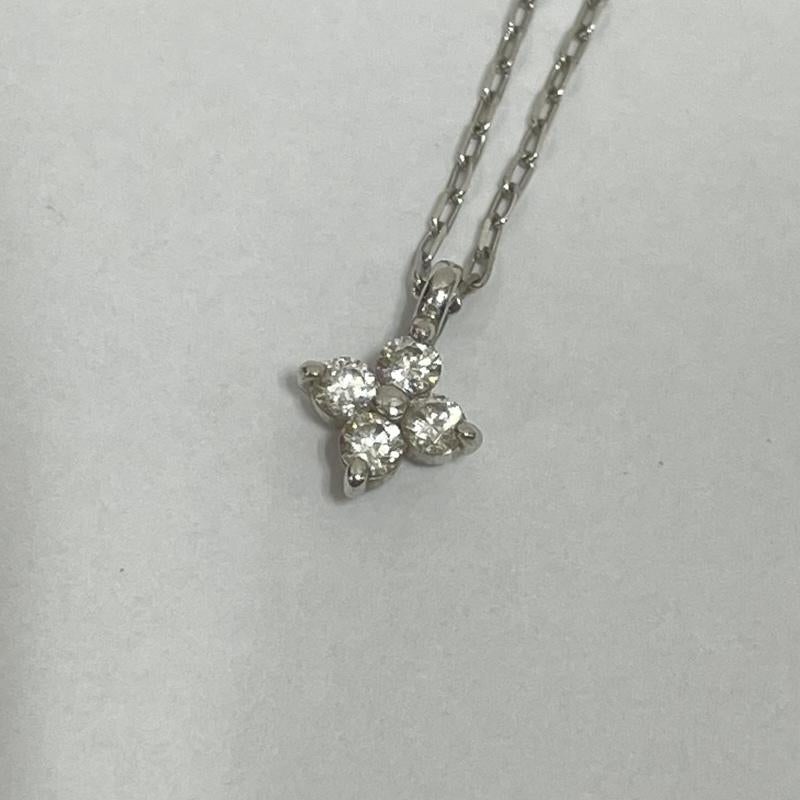 ヨンドシー 4℃ アクセサリー ネックレス、ペンダント フラワーモチーフ ネックレス K10 ホワイト ゴールド - 銀 / シルバー / silver color レディース USED 古着 中古 50151110