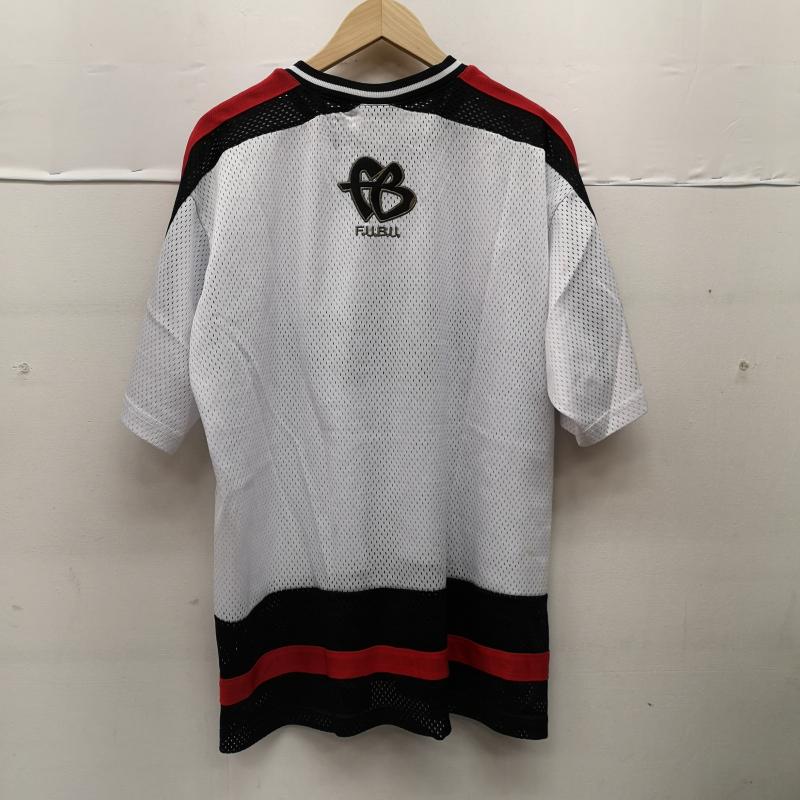 フブ FUBU Tシャツ 半袖 90s 迷彩 ロゴ メッシュ ゲーム シャツ 白 / ホワイト / white X 黒 / ブラック / black X 赤 / レッド / red X 金 / ゴールド / gold color メンズ USED 古着 中古 50151111