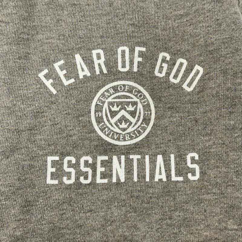 フィアーオブゴッド Fear of God ボトムス ボトムス ESSENTIALS エッセンシャルズ Fleece Relaxed Sweatpant コアフリースワイドパンツ ゴムラベル ヘザーグレー S ロゴ、文字 X プリント 灰 / グレー / gray メンズ USED 古着 中古 50151343