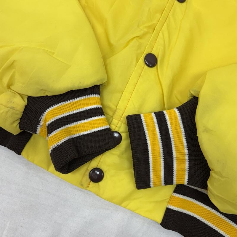 古着 USED ジャケット、上着 ジャンパー、ブルゾン EAGLE ATHLETIC 90年代 ビンテージ USA製 中綿 ナイロン スタジャン 90s VINTAGE S 黄 / イエロー / yellow メンズ USED 古着 中古 50151359